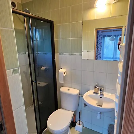Pod Kopiencem 3*