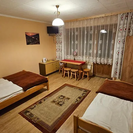 Pod Kopiencem Bed and Breakfast 3*