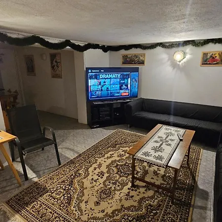 Pod Kopiencem 3*