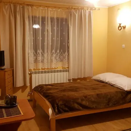 Pod Kopiencem Bed & Breakfast 3*